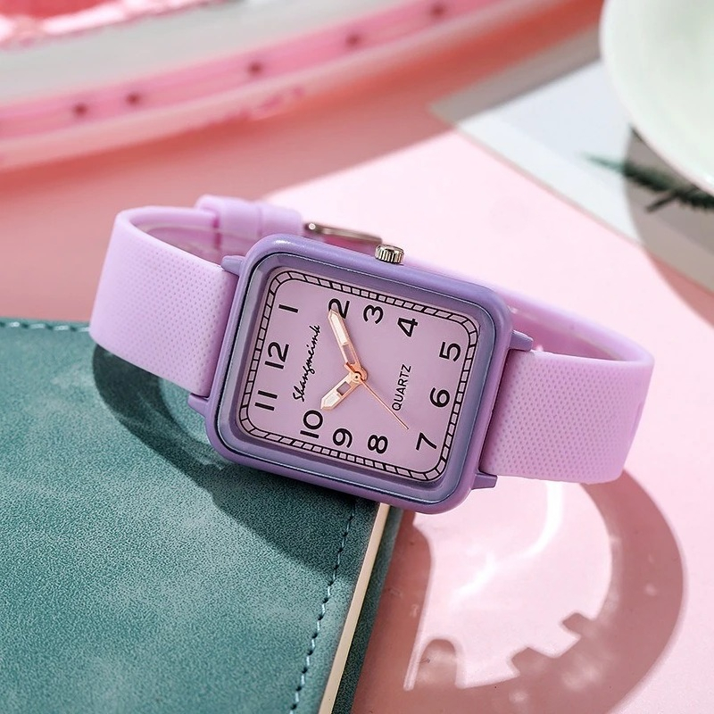أزياء مستطيل الطلب السيدات كوا - مراجعة Silicone Band Women وسعره