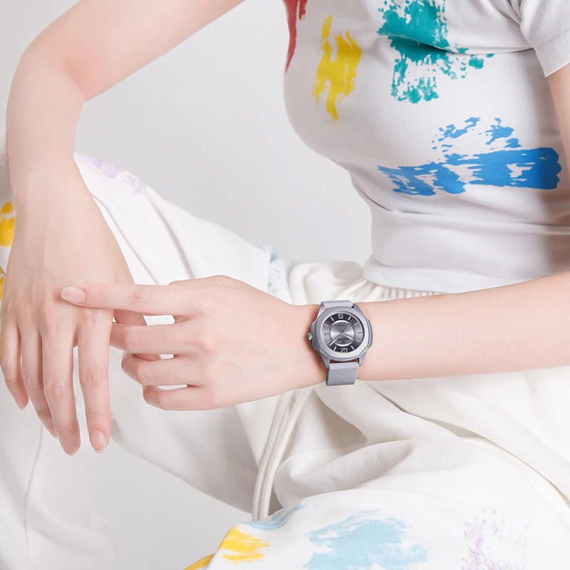 NAVIFORCE 7107 ساعة للنساء موض - مراجعة Silicone Band Women وسعره